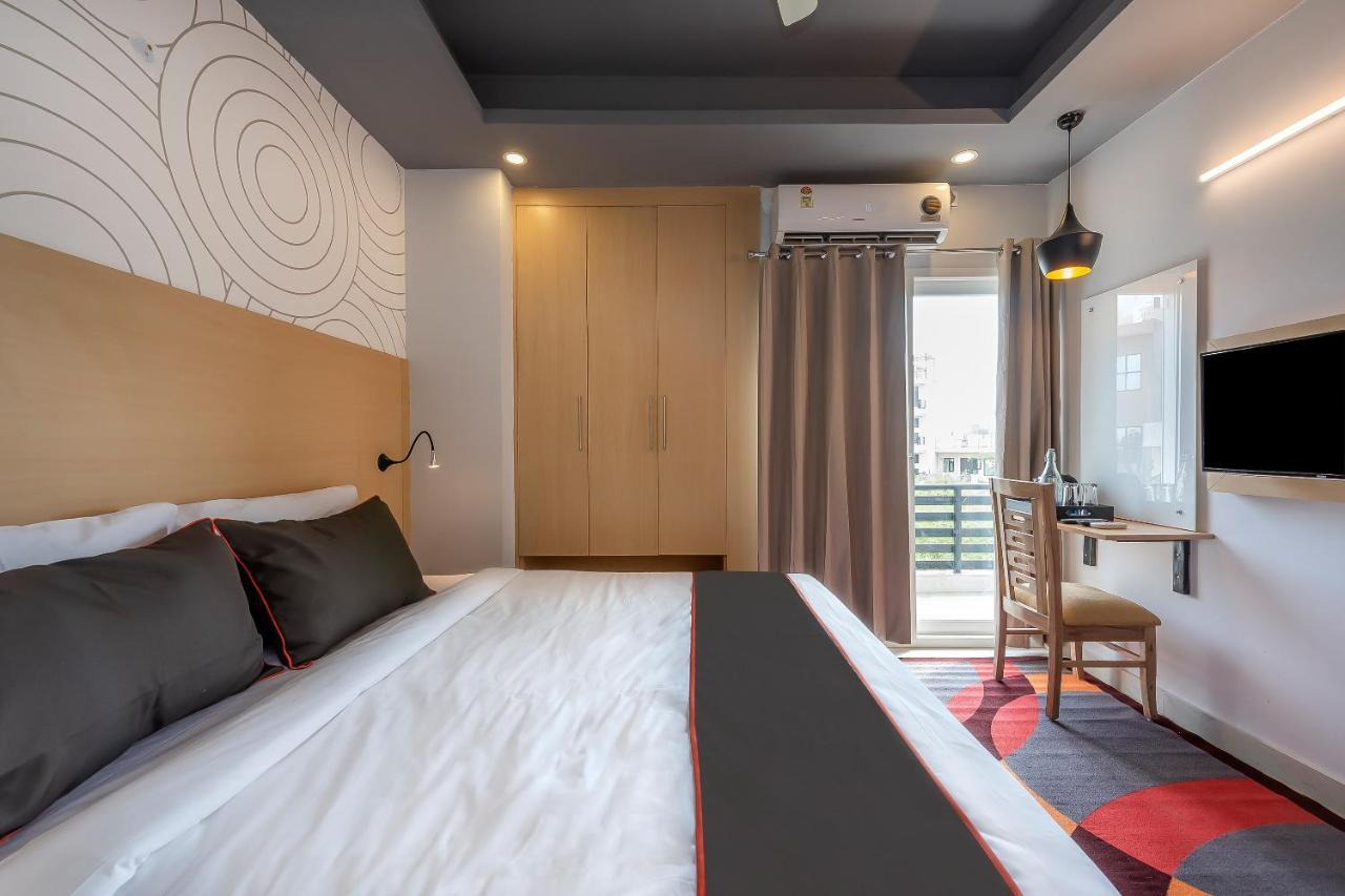 Collection O 162 Vardhman International Hotel Gurgaon Exterior foto