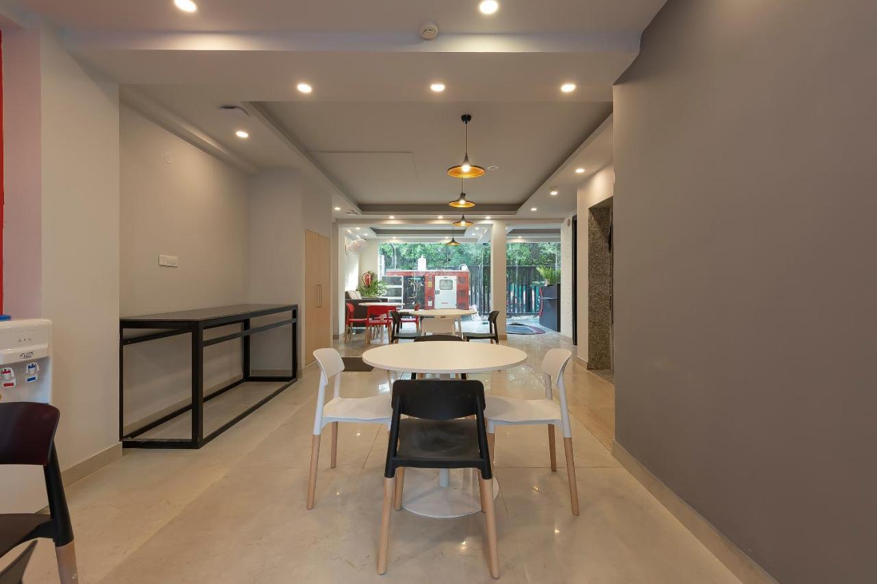 Collection O 162 Vardhman International Hotel Gurgaon Exterior foto